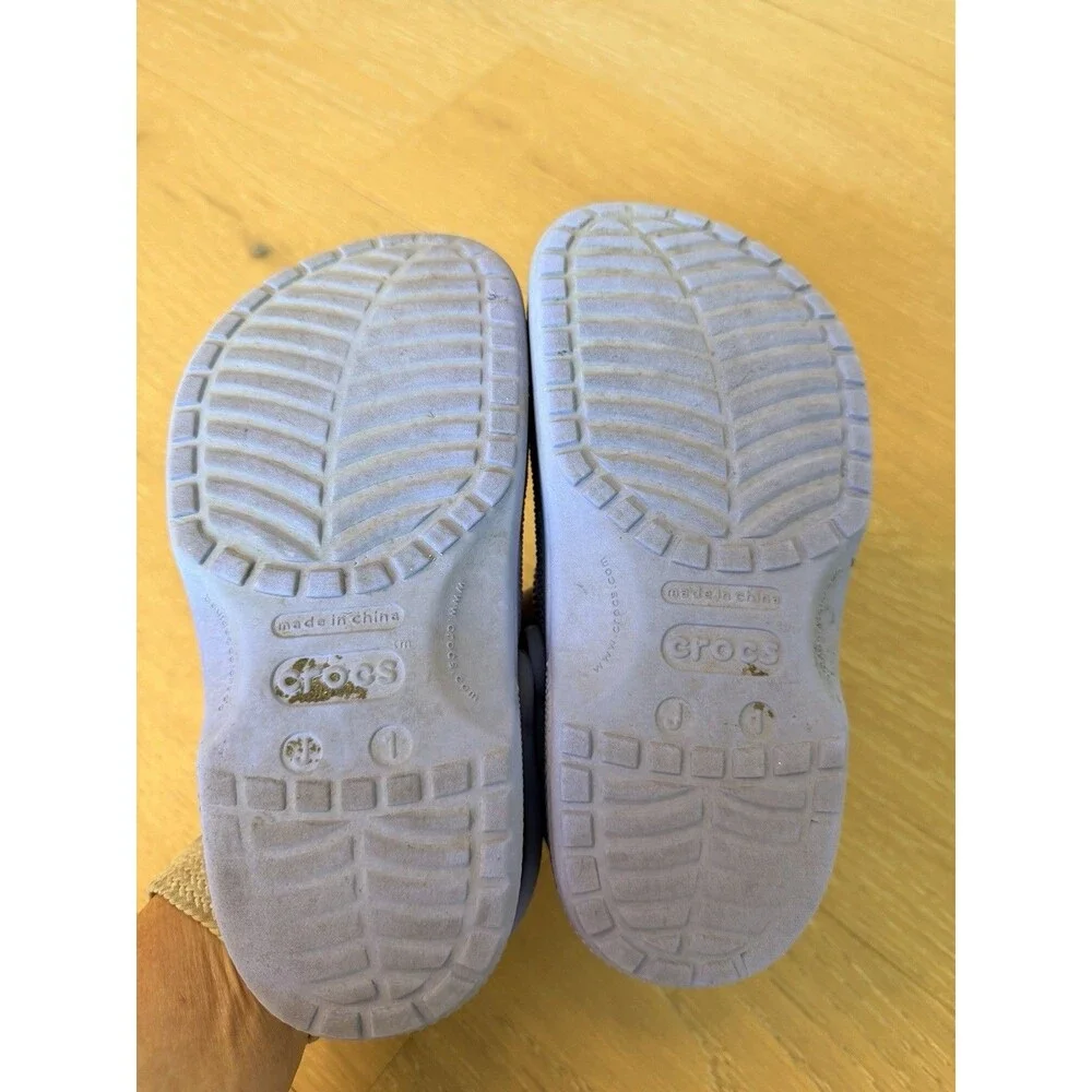 Crocs Girls Child Clog Sandals w/ Jibbitz Kids Size 1 Youth Light Purple